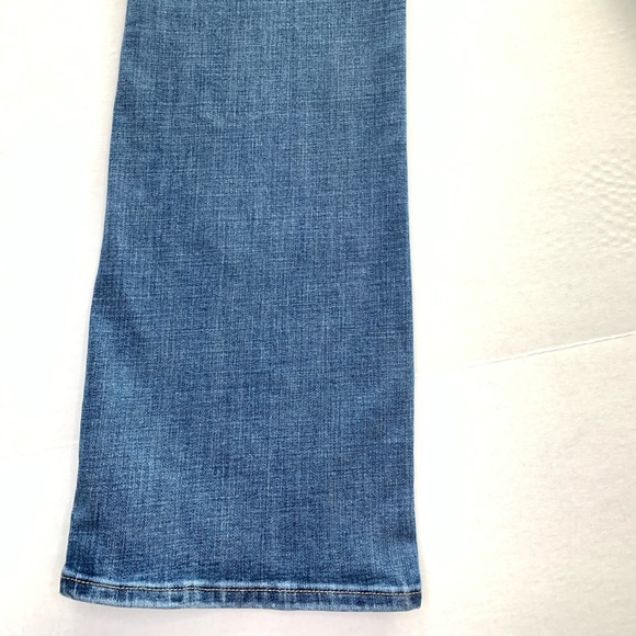 Levi’s Classic Boot Women’s Size 16 Classic Blue Jeans - Picture 10 of 16